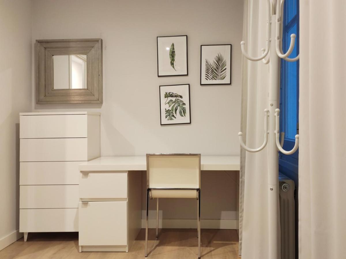 Ferienwohnung Apartamento En Pleno Centro Al Lado Catedral. Wifi. Burgo Exterior foto
